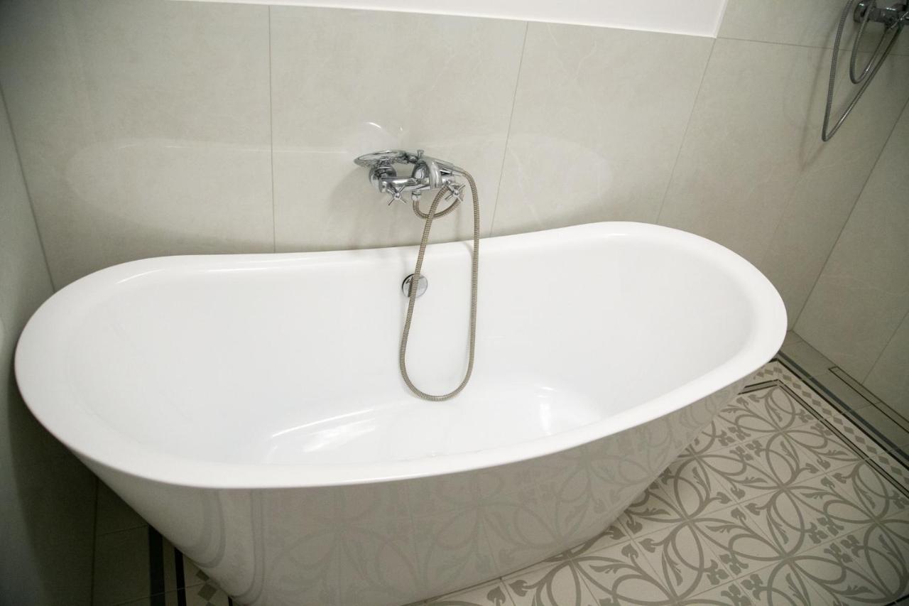 Velky 3-Izbovy Apartman Bratislava-Stare Mesto Extérieur photo