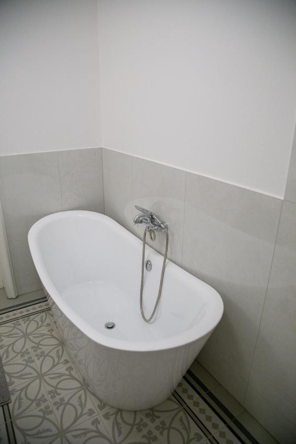 Velky 3-Izbovy Apartman Bratislava-Stare Mesto Extérieur photo
